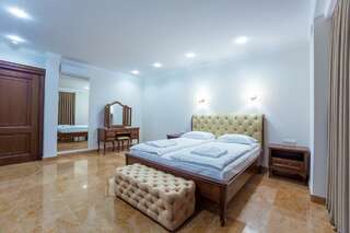 Отель Ambassador Hotel Кишинёв Апартаменты-3